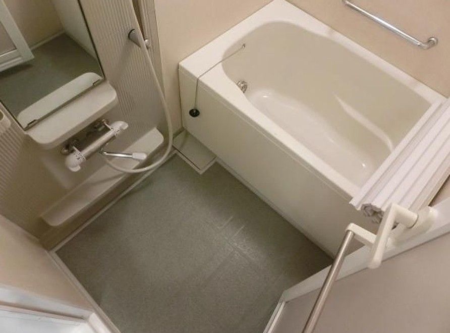 バス・シャワールーム　別部屋参考画像