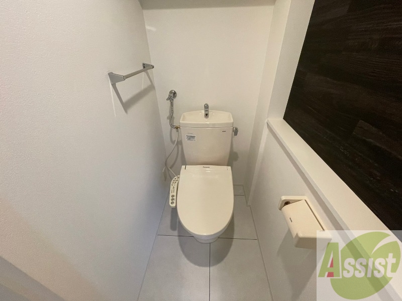 トイレ　トイレです。ウォシュレット付を探している方、おすすめです。