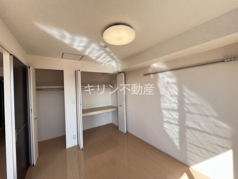 収納　同建会社同モデル。
