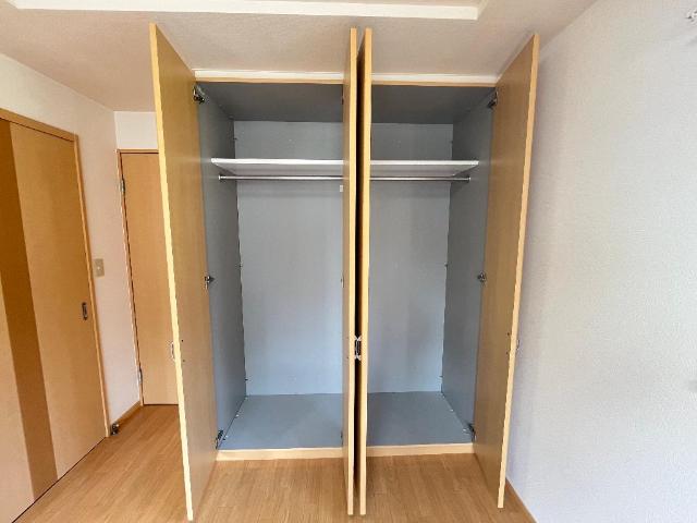 収納　クローゼット