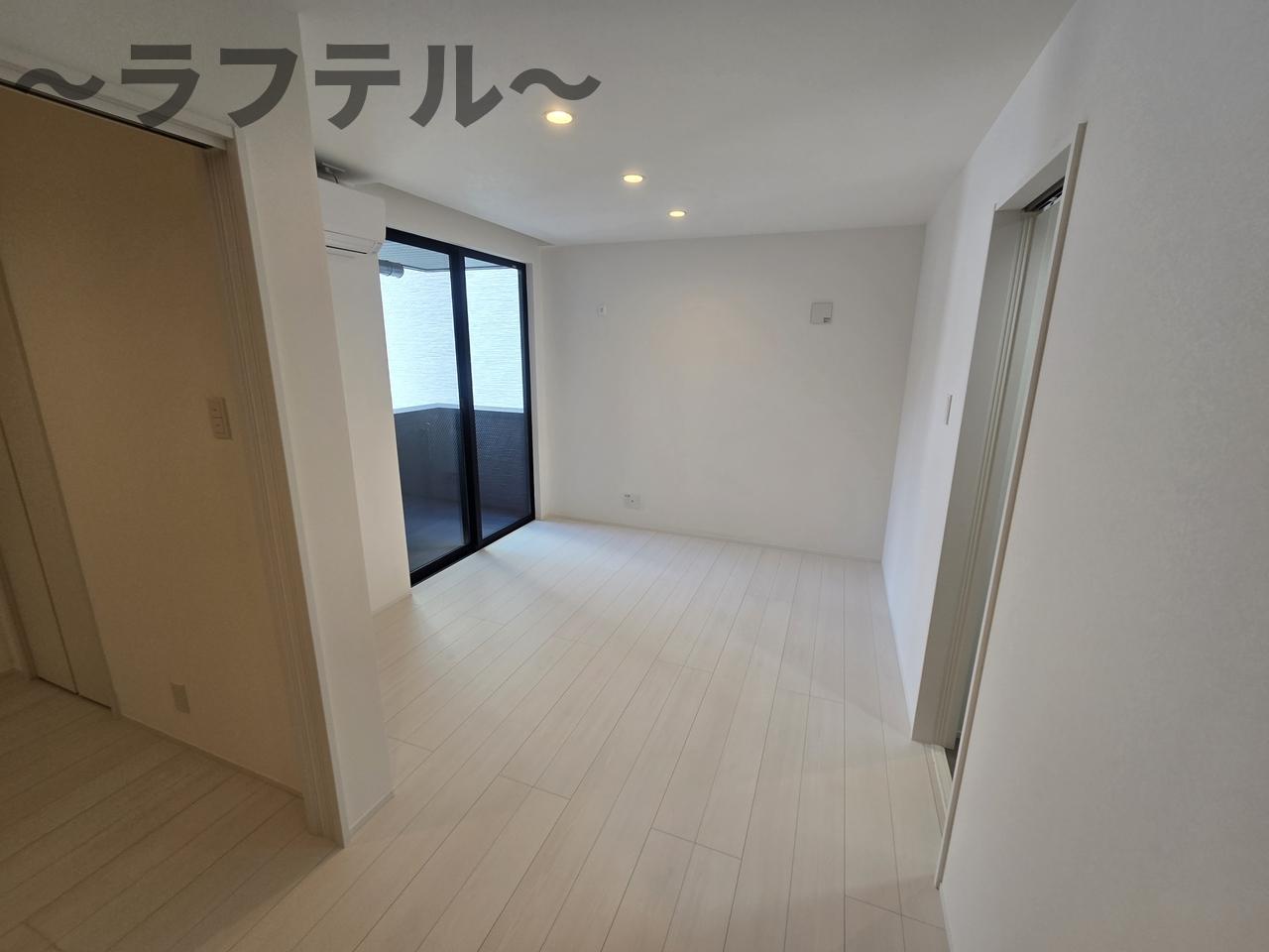 居室・リビング　同メーカー施工　別部屋イメージ写真