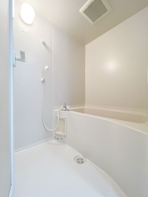 バス・シャワールーム　※別部屋参考写真