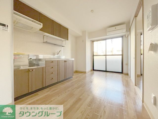 居室・リビング　※別部屋参考写真