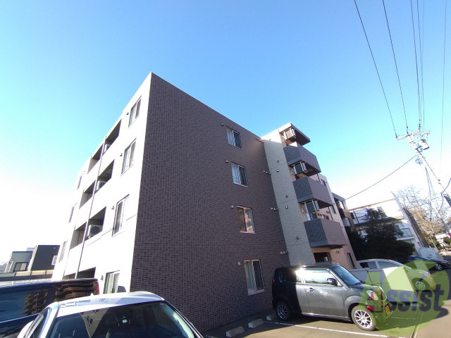建物外観　札幌市中央区南１６条西「パロスバーデスコート中島公園」