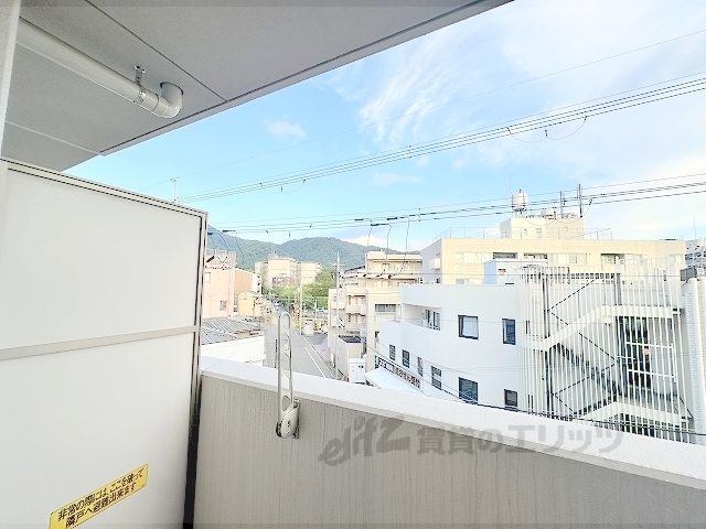 眺望　北山通りのすぐ北側にあります