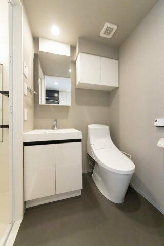トイレ　清潔感のあるトイレです