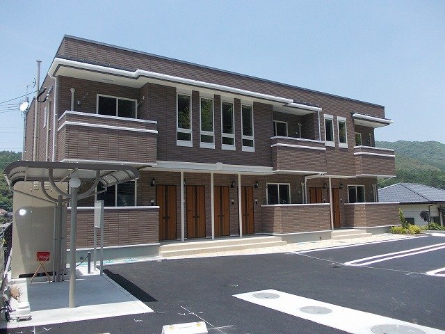 建物外観　外観は落ち着いています