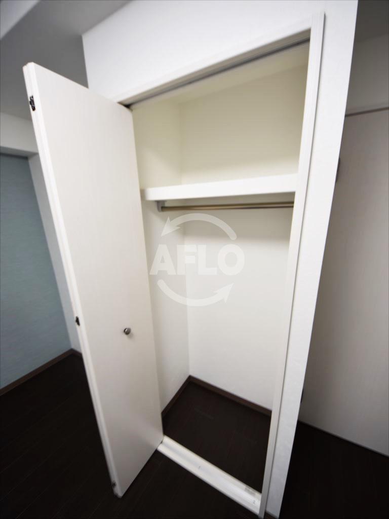収納　グランパシフィック今宮　クロゼット