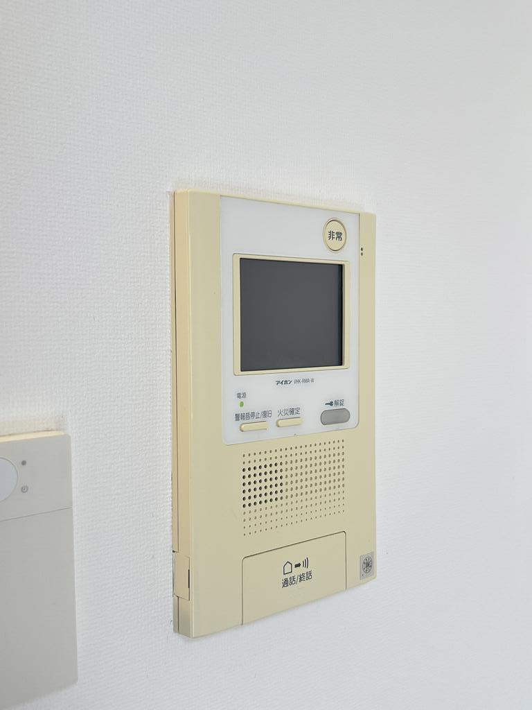 セキュリティ　オートロックとモニタ付インタホンでセキュリティも安心です