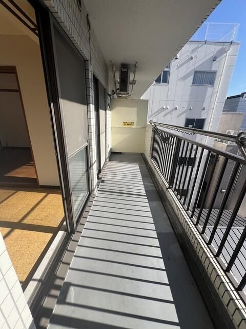 コスモ横浜東口の内装写真