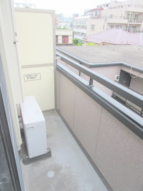 バルコニー　南東向きのバルコニー