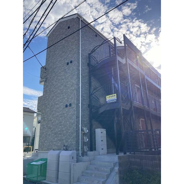 建物外観　レンガ調のおしゃれな外観♪