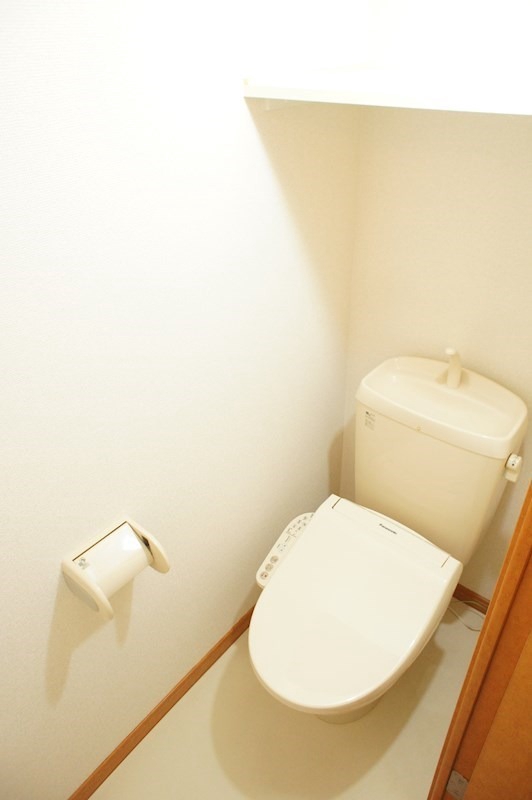トイレ　別号室イメージ