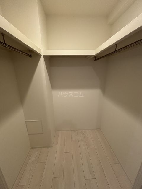 スプランディッド新大阪VIIIの内装写真