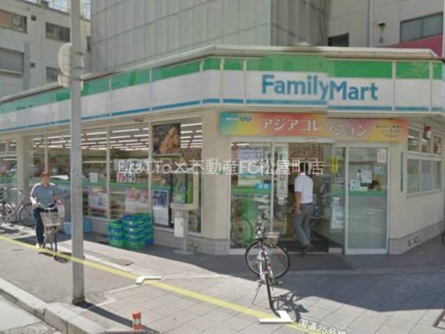 コンビニ　ファミリーマート恵美須西二丁目店（コンビニ）まで22m