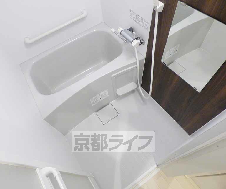クレイノフランの風呂写真