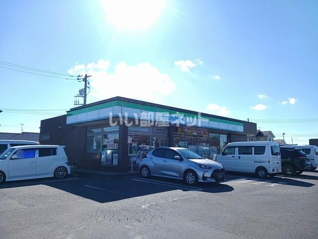 コンビニ　ファミリーマート水戸小吹店（コンビニ）まで1023m