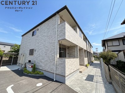 建物外観　敷地内に駐車場があります！