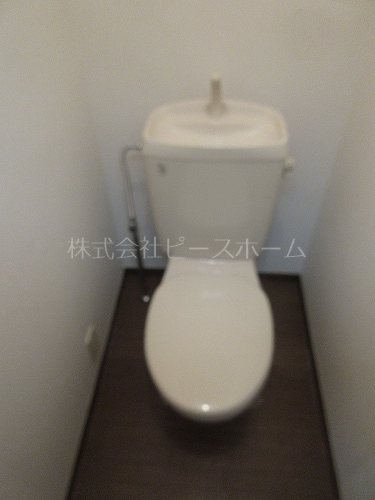 トイレ　※別間取り参考写真