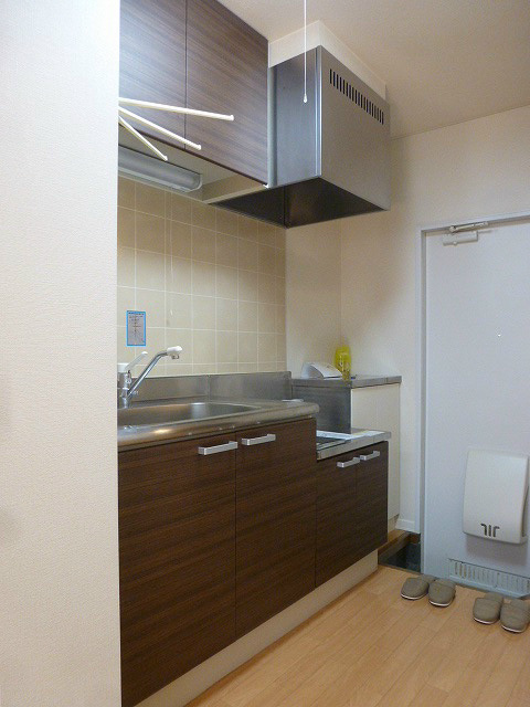 キッチン　写真は101号室です