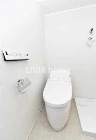 東急田園都市線 駒沢大学駅 徒歩10分 2階建 築5年のトイレ写真