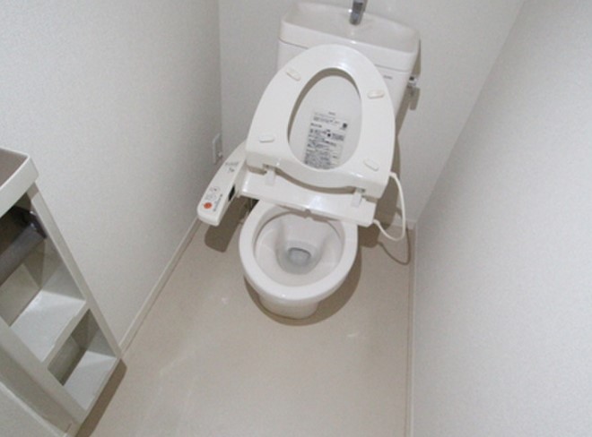 トイレ　※同物件別号室参考写真