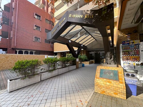 その他　館銘板※前回募集時2025年11月撮影
