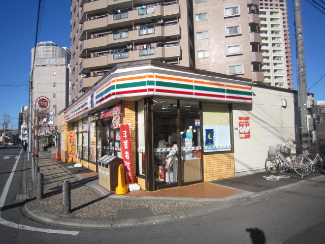 コンビニ　セブンイレブン 相模原橋本2丁目店（コンビニ）まで246m