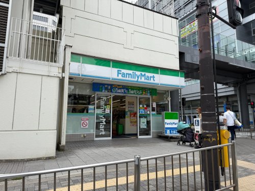 コンビニ　ファミリーマート千里中央北店（コンビニ）まで6101m