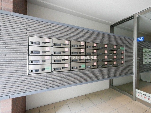 地下鉄谷町線 天神橋筋六丁目駅 徒歩6分 8階建 築12年の外観写真