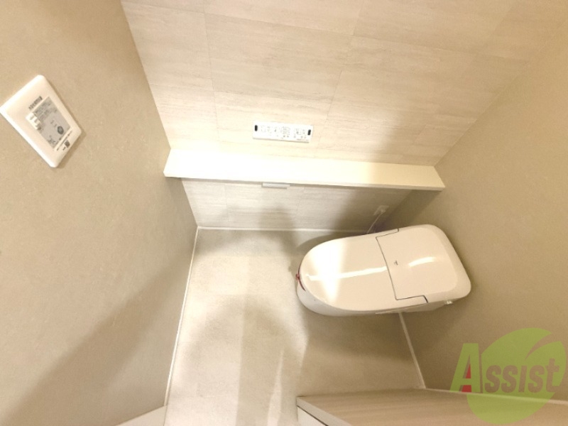 トイレ　トイレの写真です。シンプルで使いやすそうですね。