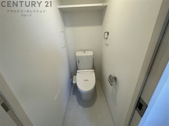 トイレ　シンプルで機能的なトイレです！
