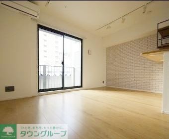 居室・リビング　※別部屋の写真です