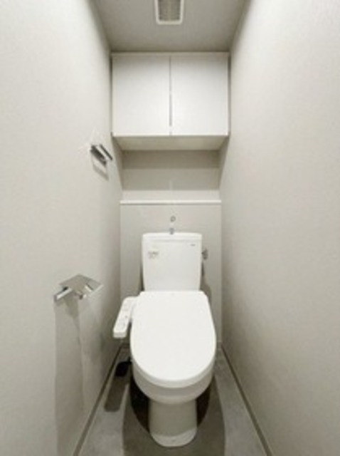 トイレ　同仕様の別部屋画像