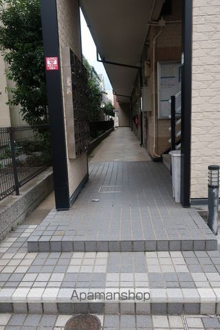レオパレスプラテリーアIの外観写真