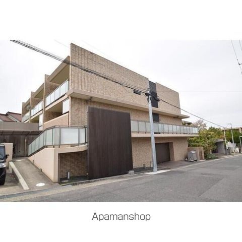 地下鉄東山線 本山駅 徒歩6分 3階建 築20年の外観写真