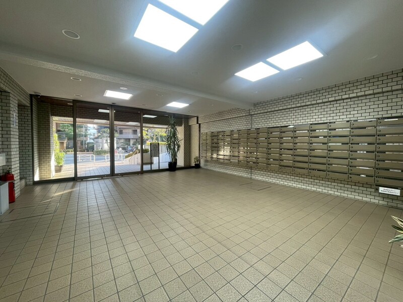 ＪＲ京葉線 潮見駅 徒歩9分 11階建 築44年の外観写真
