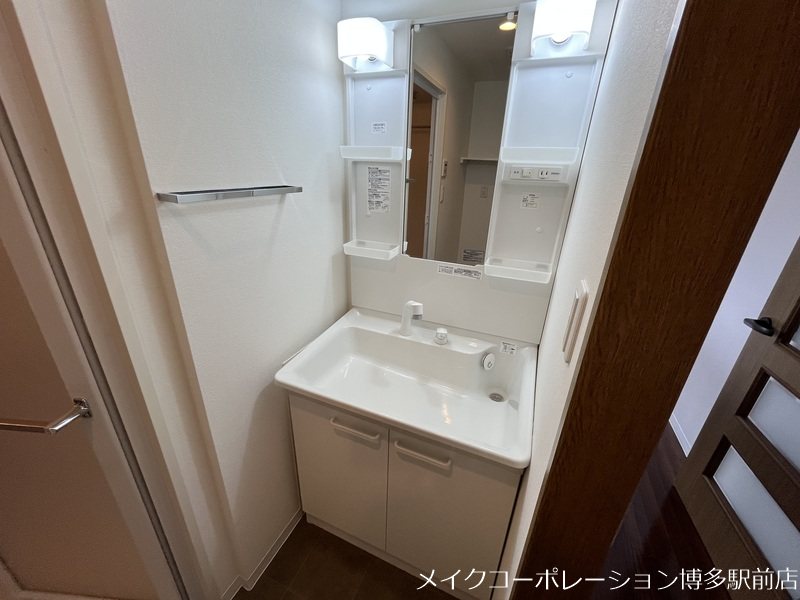 ＪＲ鹿児島本線 博多駅 徒歩17分 14階建 築29年の内装写真