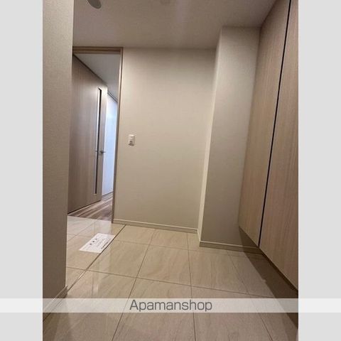 アーバンコア原宿の玄関写真