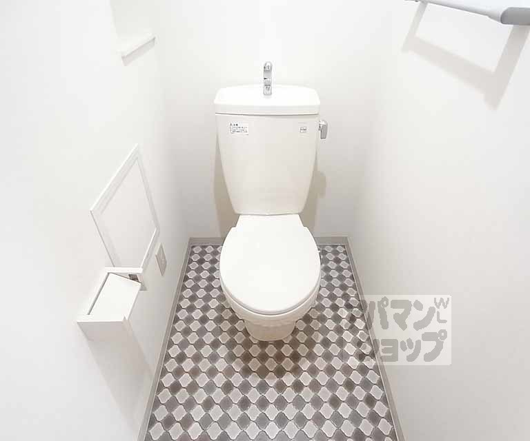 アテナリー右京のトイレ写真