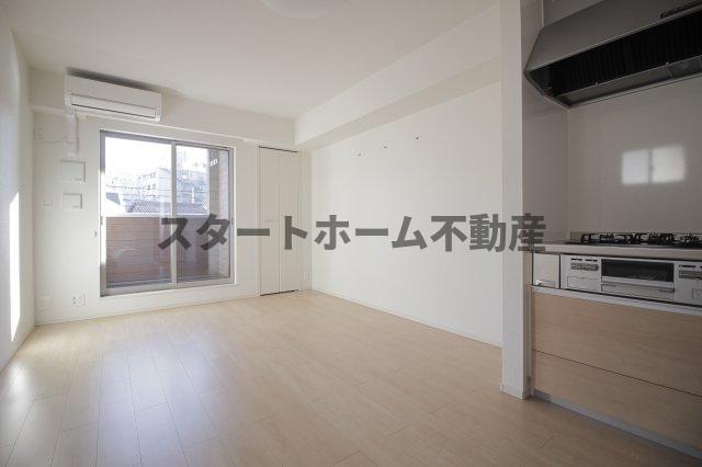 居室・リビング　ゆったり過ごせる居間です