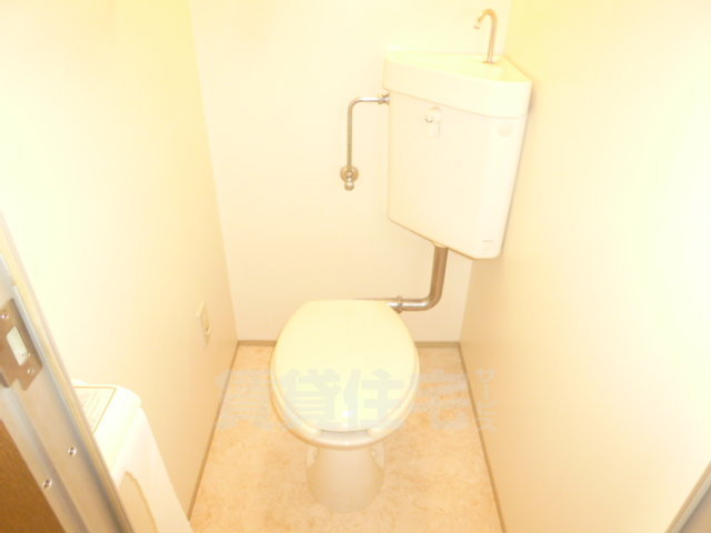 阪急京都線 正雀駅 徒歩7分 3階建 築27年のトイレ写真