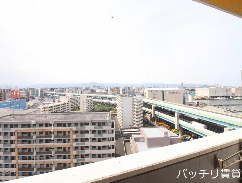 バルコニー　別号室の写真になります　現状優先