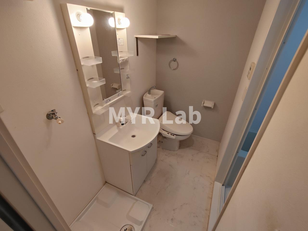 ＪＲ鹿児島本線 箱崎駅 徒歩6分 2階建 築16年のトイレ写真