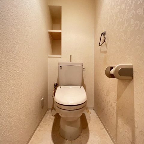 トイレ　同仕様タイプです