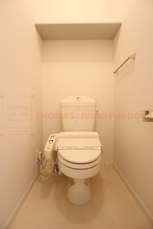 トイレ　ウォシュレット付き・別号室参考写真