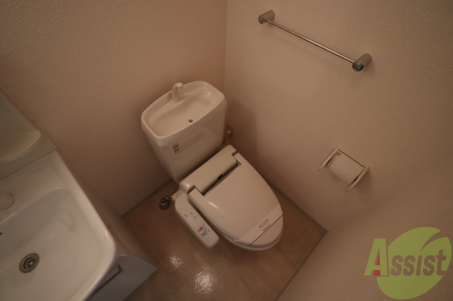 トイレ　清潔感あるトイレです。
