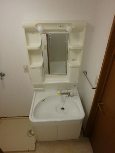 洗面設備　朝の支度はこちらで
