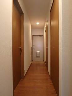 玄関　明るい玄関でお出迎え