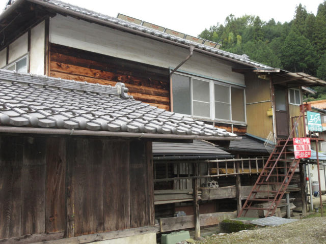 牧島長屋の建物外観